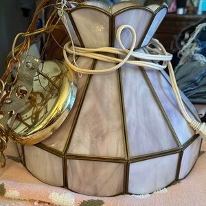 Stained Glass Tiffany-Style Pink Table Lamp Shade - Unbranded